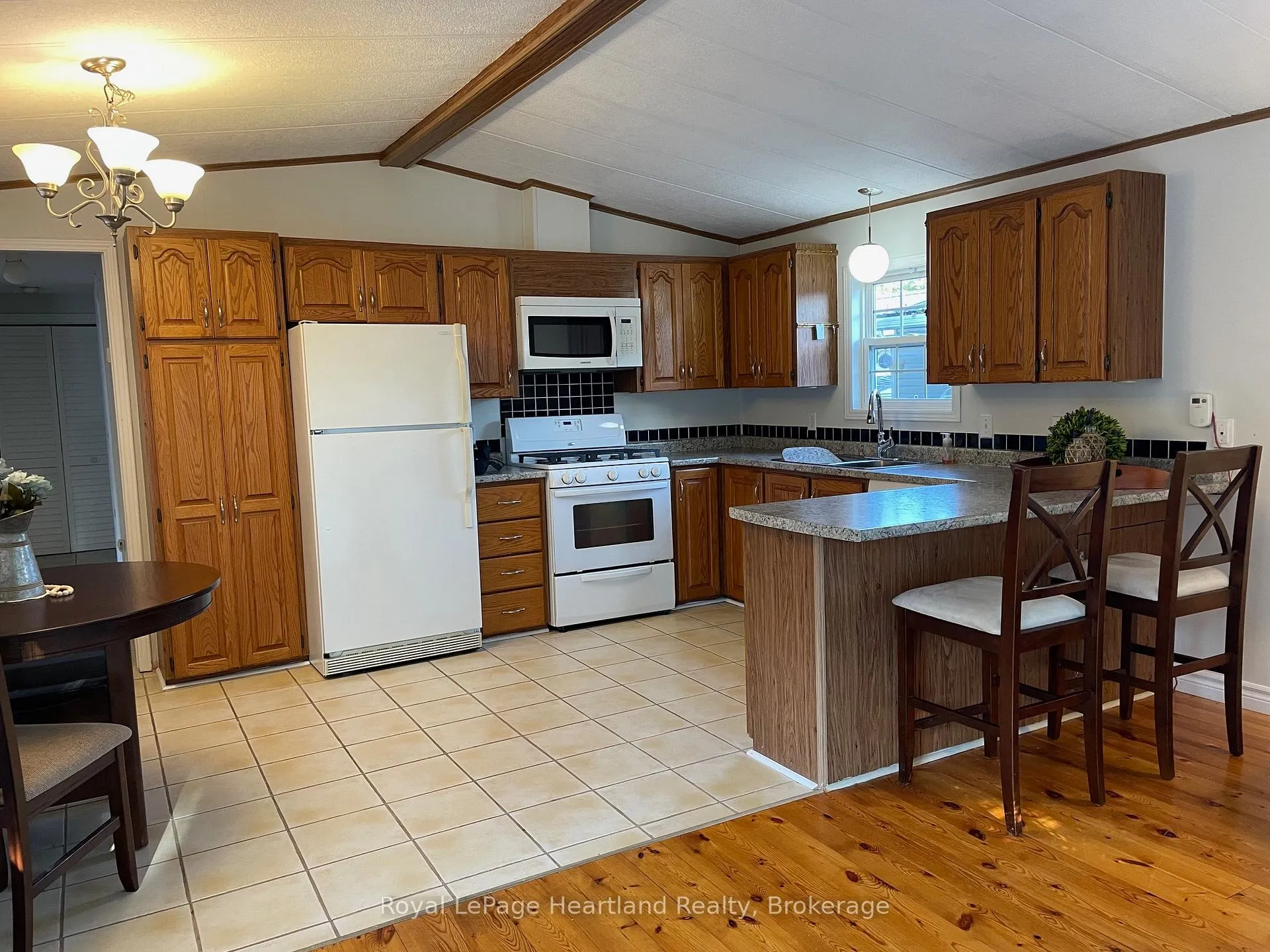 Photo 48 of 9 Algonquin Lane, Ashfield-Colborne-Wawanosh, Colborne — HOMEH