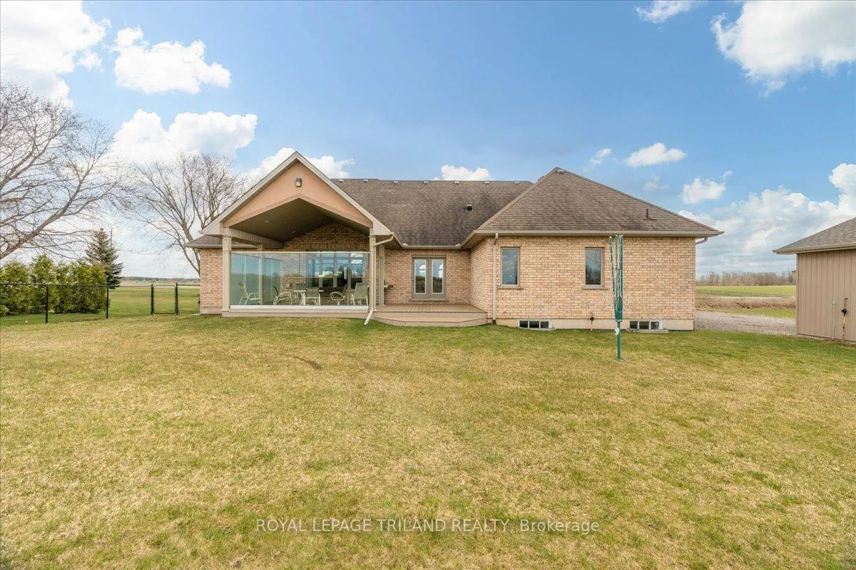 Photo 341 of 9416 Hickory Drive, Adelaide Metcalfe, Rural Adelaide Metcalfe — HOMEH