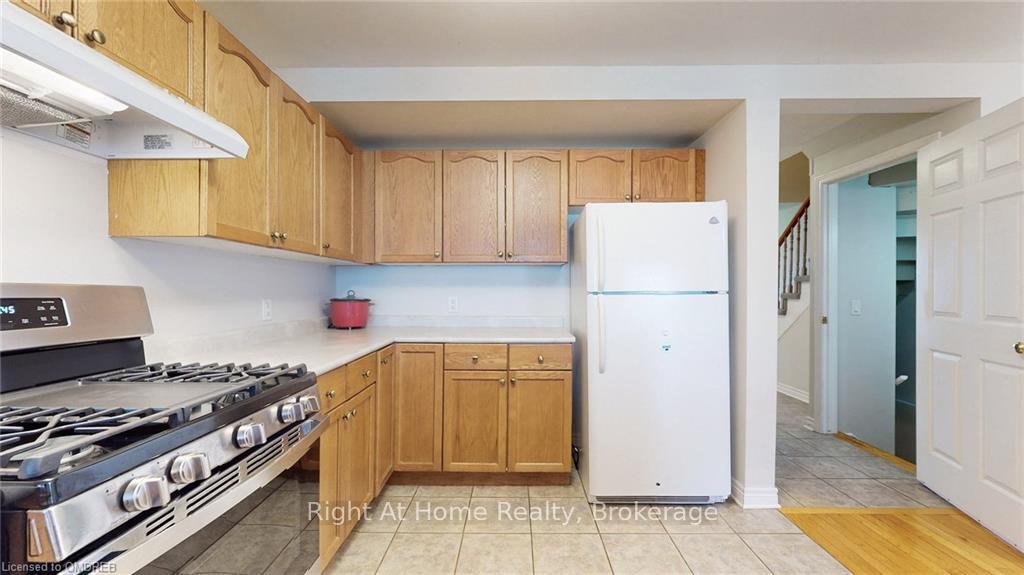 Photo 19 of 74 Raspberry Trail, Thorold, Confederation Heights — HOMEH
