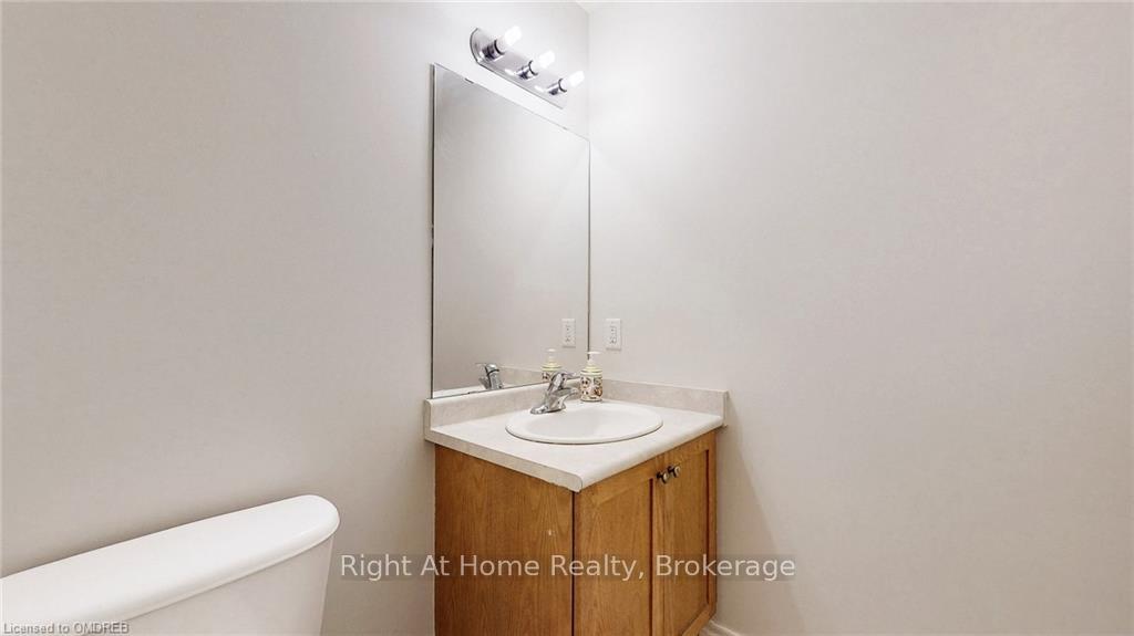 Photo 20 of 74 Raspberry Trail, Thorold, Confederation Heights — HOMEH