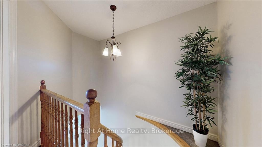 Photo 25 of 74 Raspberry Trail, Thorold, Confederation Heights — HOMEH