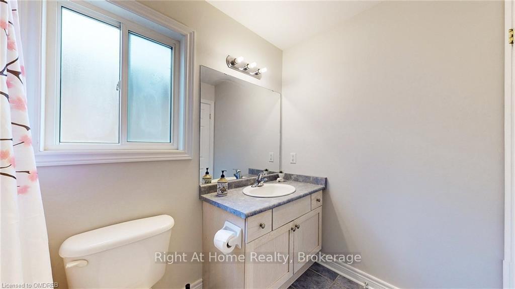 Photo 37 of 74 Raspberry Trail, Thorold, Confederation Heights — HOMEH