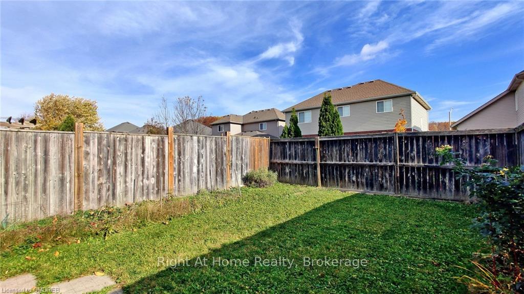 Photo 47 of 74 Raspberry Trail, Thorold, Confederation Heights — HOMEH