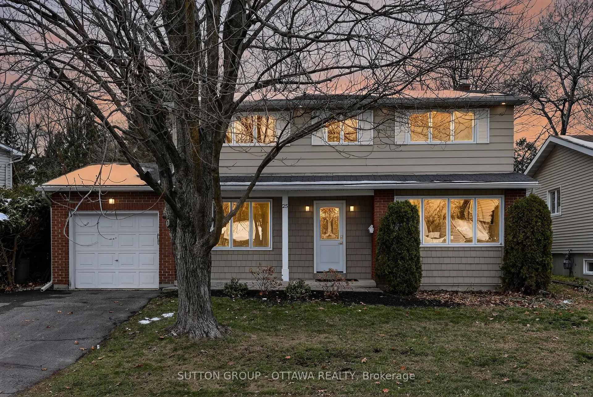 Photo 2 of 25 Southpark Drive, Ottawa, Blackburn Hamlet — HOMEH