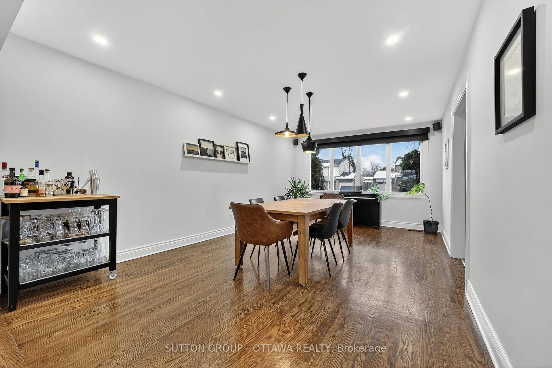 Photo 19 of 25 Southpark Drive, Ottawa, Blackburn Hamlet — HOMEH