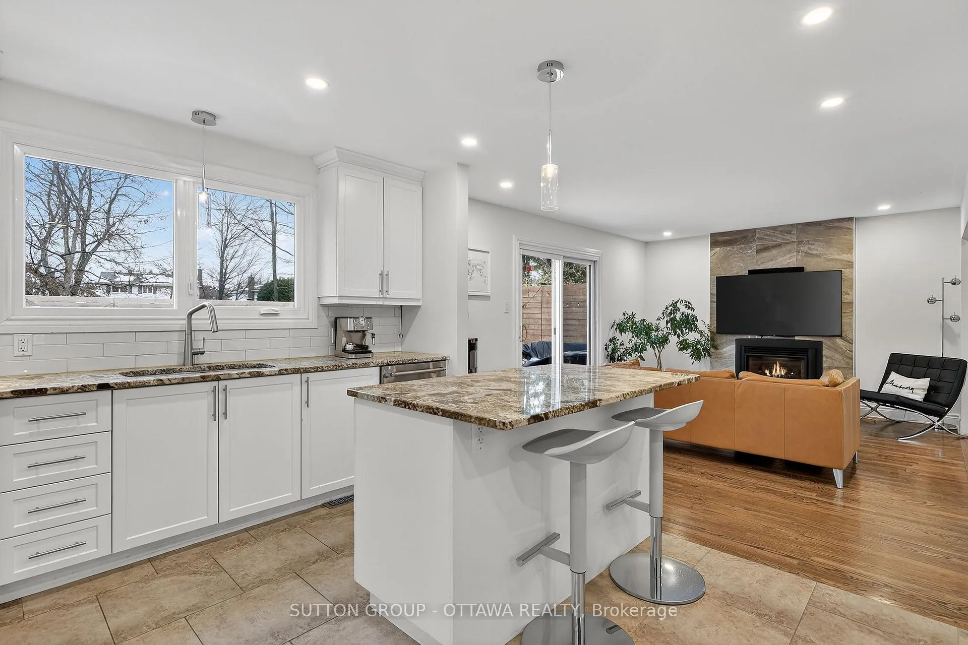 Photo 80 of 25 Southpark Drive, Ottawa, Blackburn Hamlet — HOMEH