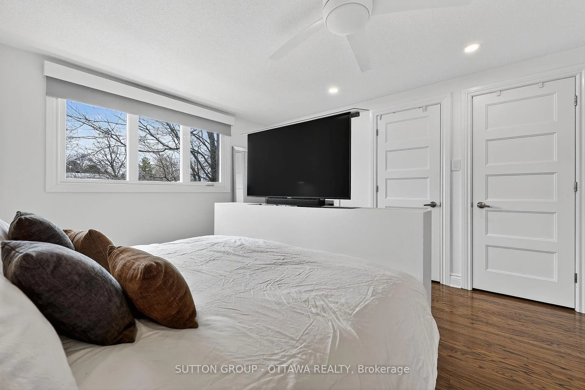 Photo 193 of 25 Southpark Drive, Ottawa, Blackburn Hamlet — HOMEH