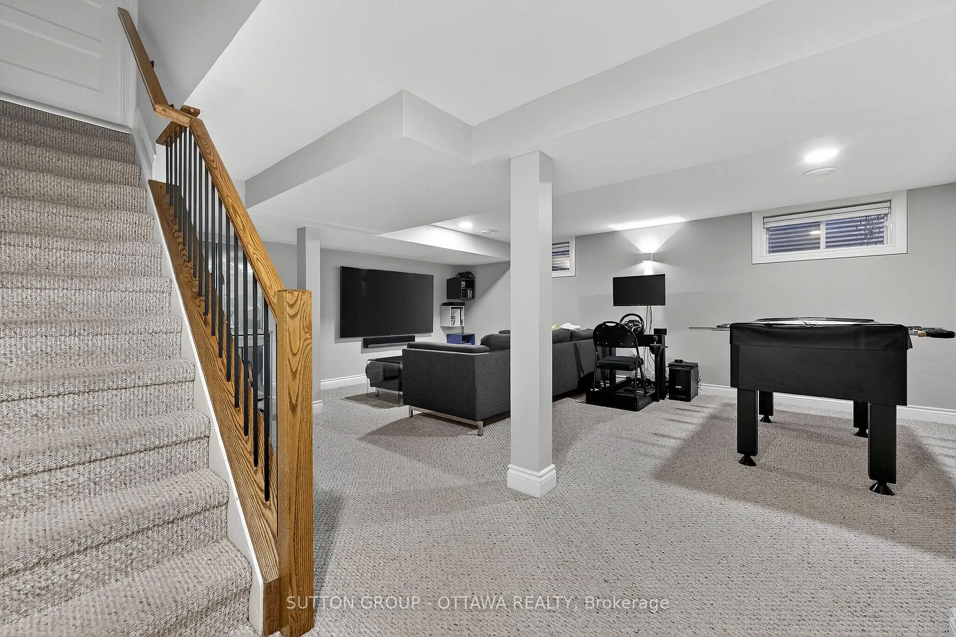 Photo 256 of 25 Southpark Drive, Ottawa, Blackburn Hamlet — HOMEH
