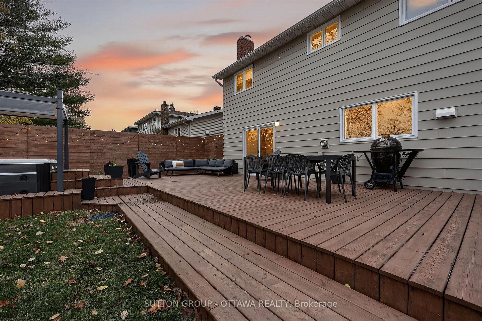 Photo 320 of 25 Southpark Drive, Ottawa, Blackburn Hamlet — HOMEH