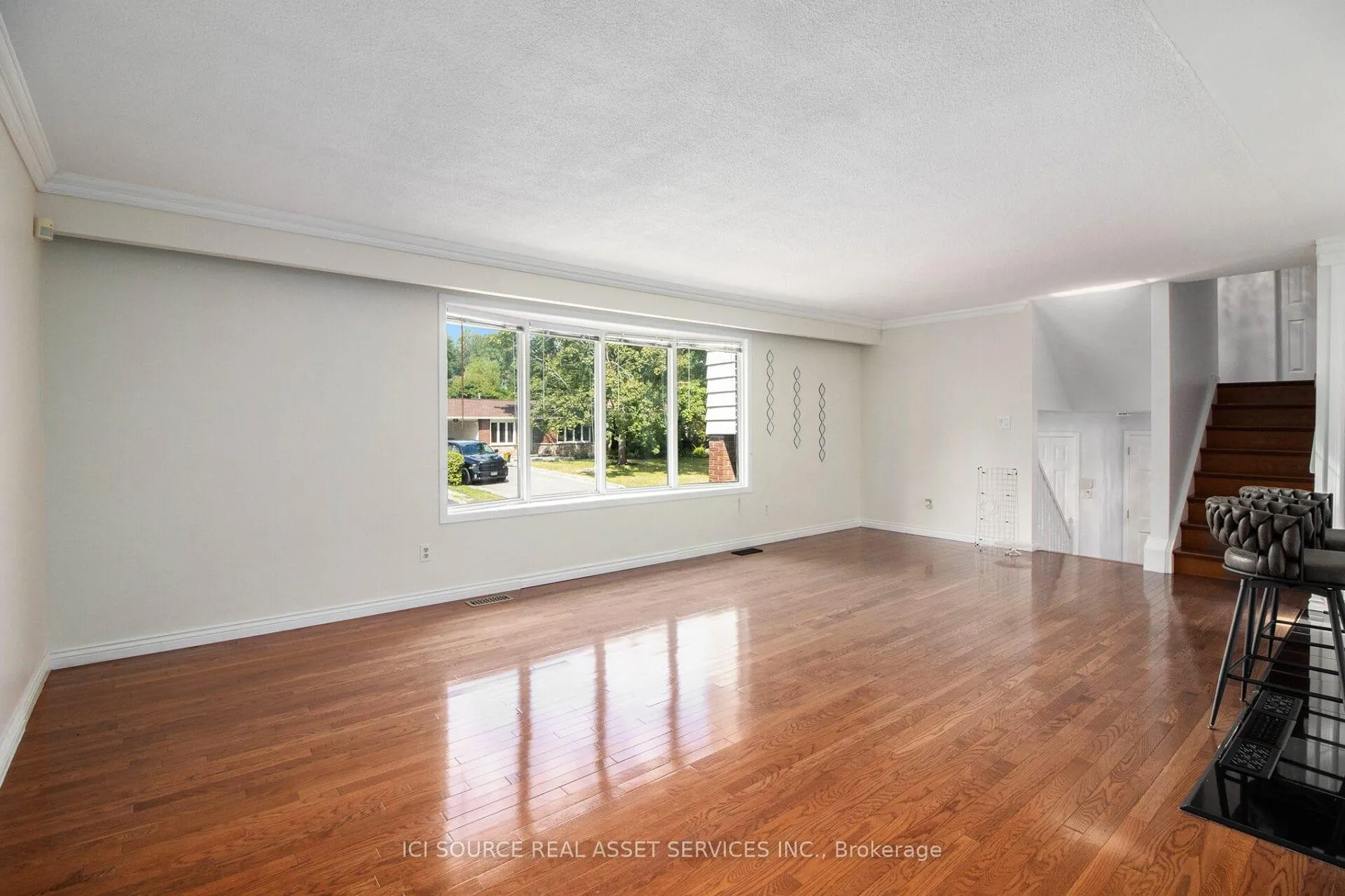 Photo 80 of 31 Wedgewood Crescent, Ottawa, Blackburn Hamlet — HOMEH