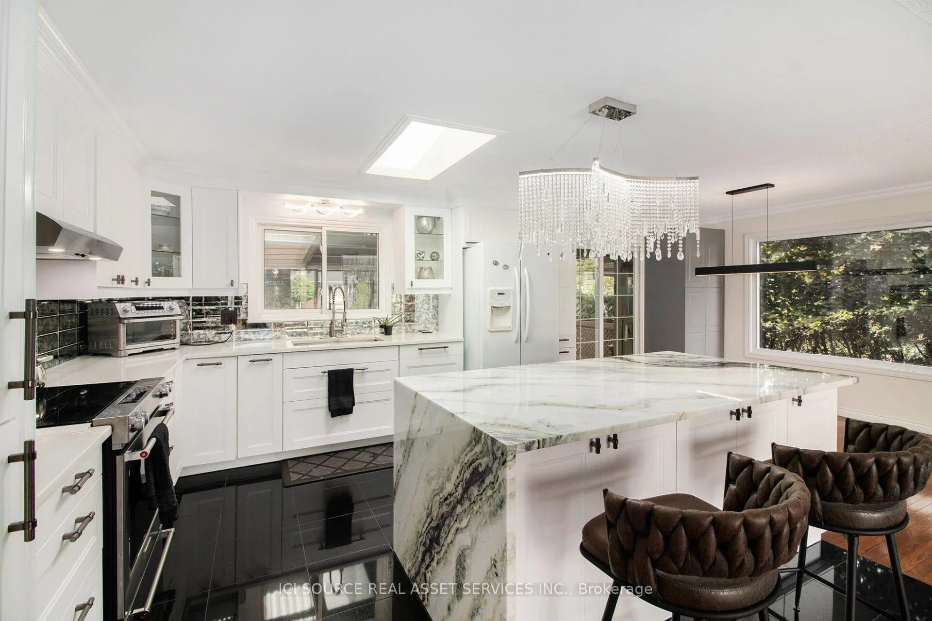 Photo 108 of 31 Wedgewood Crescent, Ottawa, Blackburn Hamlet — HOMEH