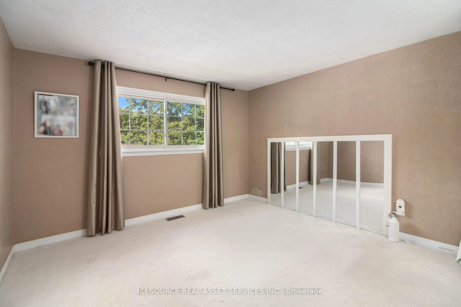 Photo 140 of 31 Wedgewood Crescent, Ottawa, Blackburn Hamlet — HOMEH
