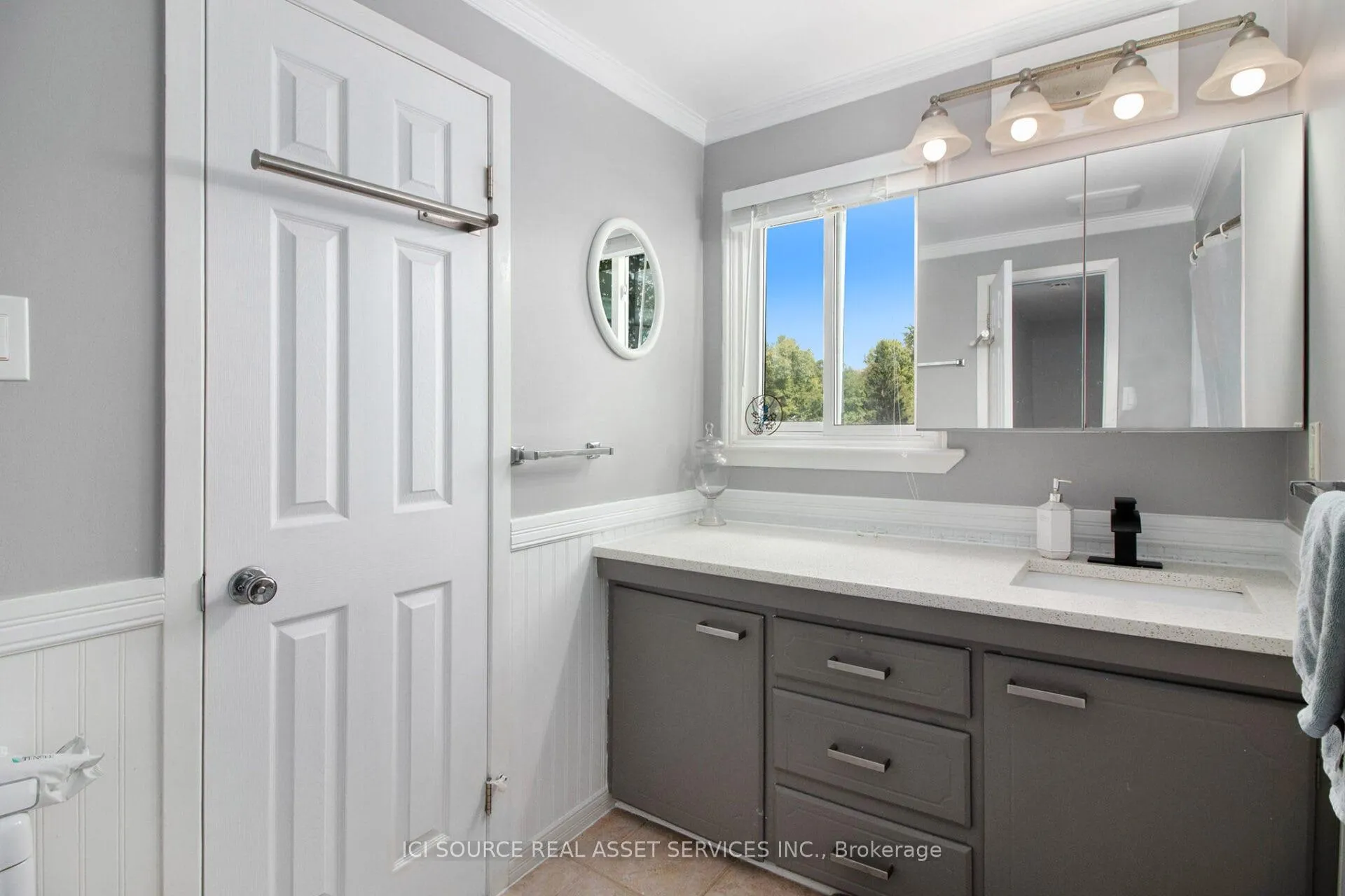 Photo 155 of 31 Wedgewood Crescent, Ottawa, Blackburn Hamlet — HOMEH