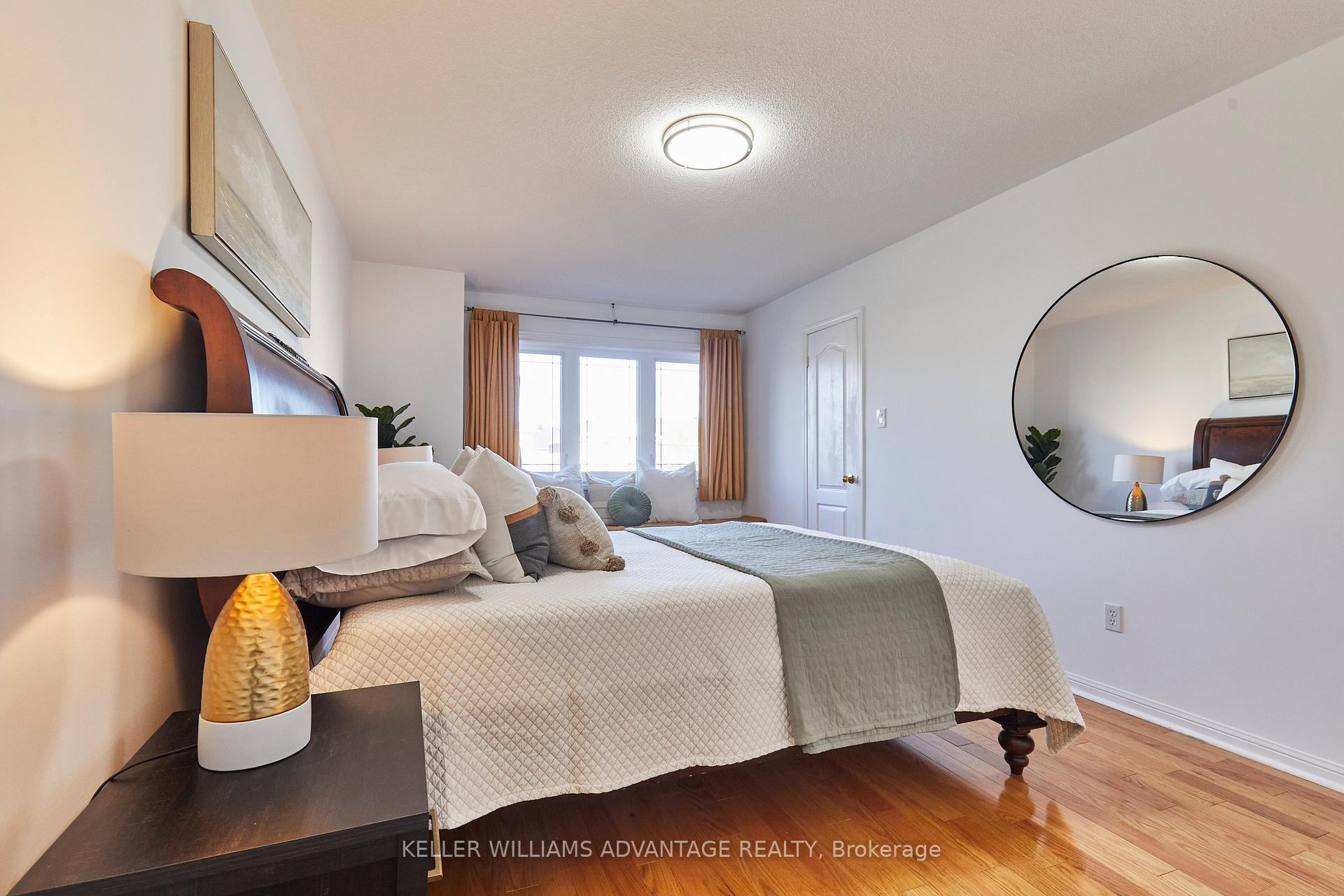 Photo 23 of 18 Hummingbird Drive, Scarborough, Rouge — HOMEH