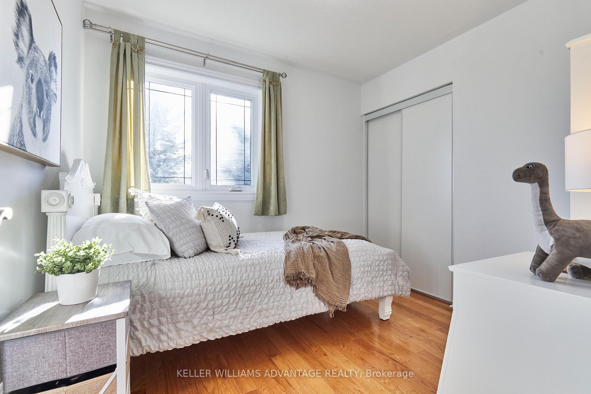 Photo 28 of 18 Hummingbird Drive, Scarborough, Rouge — HOMEH