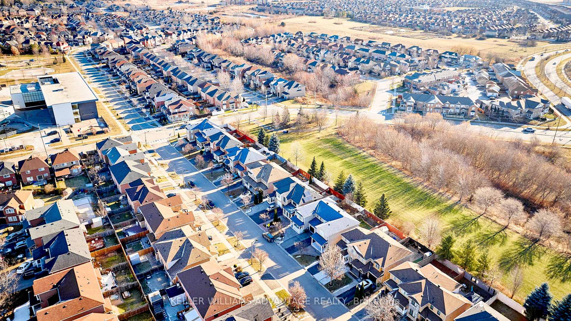 Photo 38 of 18 Hummingbird Drive, Scarborough, Rouge — HOMEH