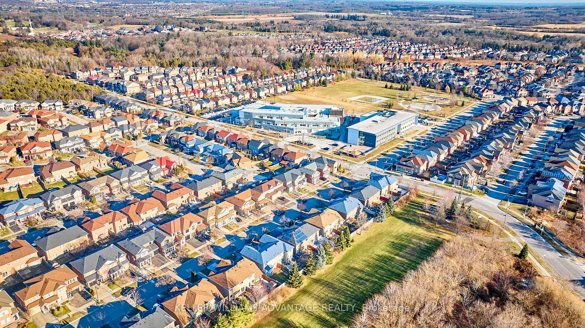 Photo 40 of 18 Hummingbird Drive, Scarborough, Rouge — HOMEH