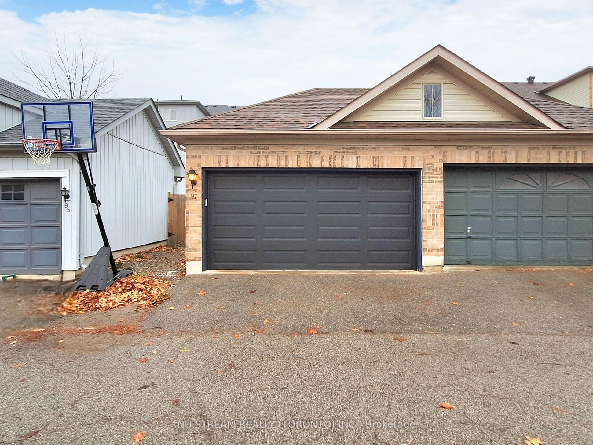 Photo 76 of 97 The Fairways, Markham, Angus Glen — HOMEH