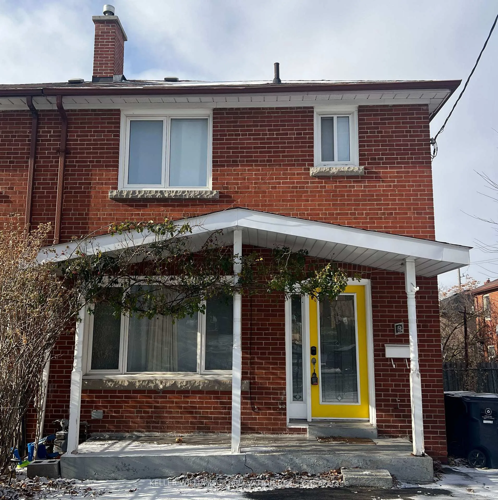 Front of 8 Porter Avenue