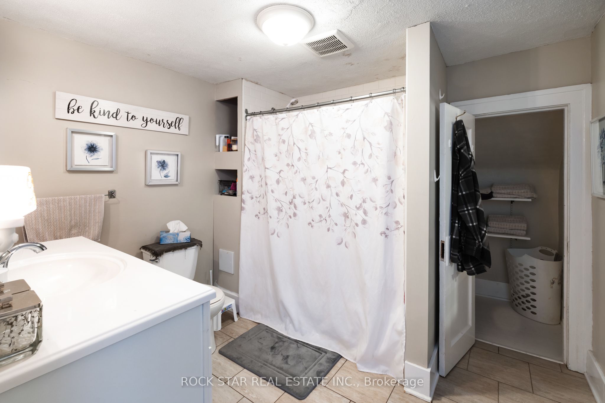 Photo 36 of 2284 Fraser Avenue, Windsor — HOMEH