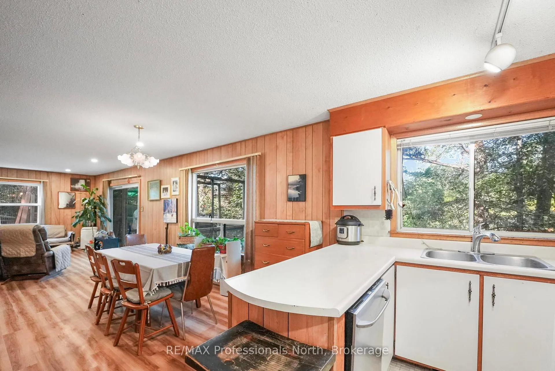 Photo 77 of 1021 Millwoods Road, Algonquin Highlands, Stanhope — HOMEH