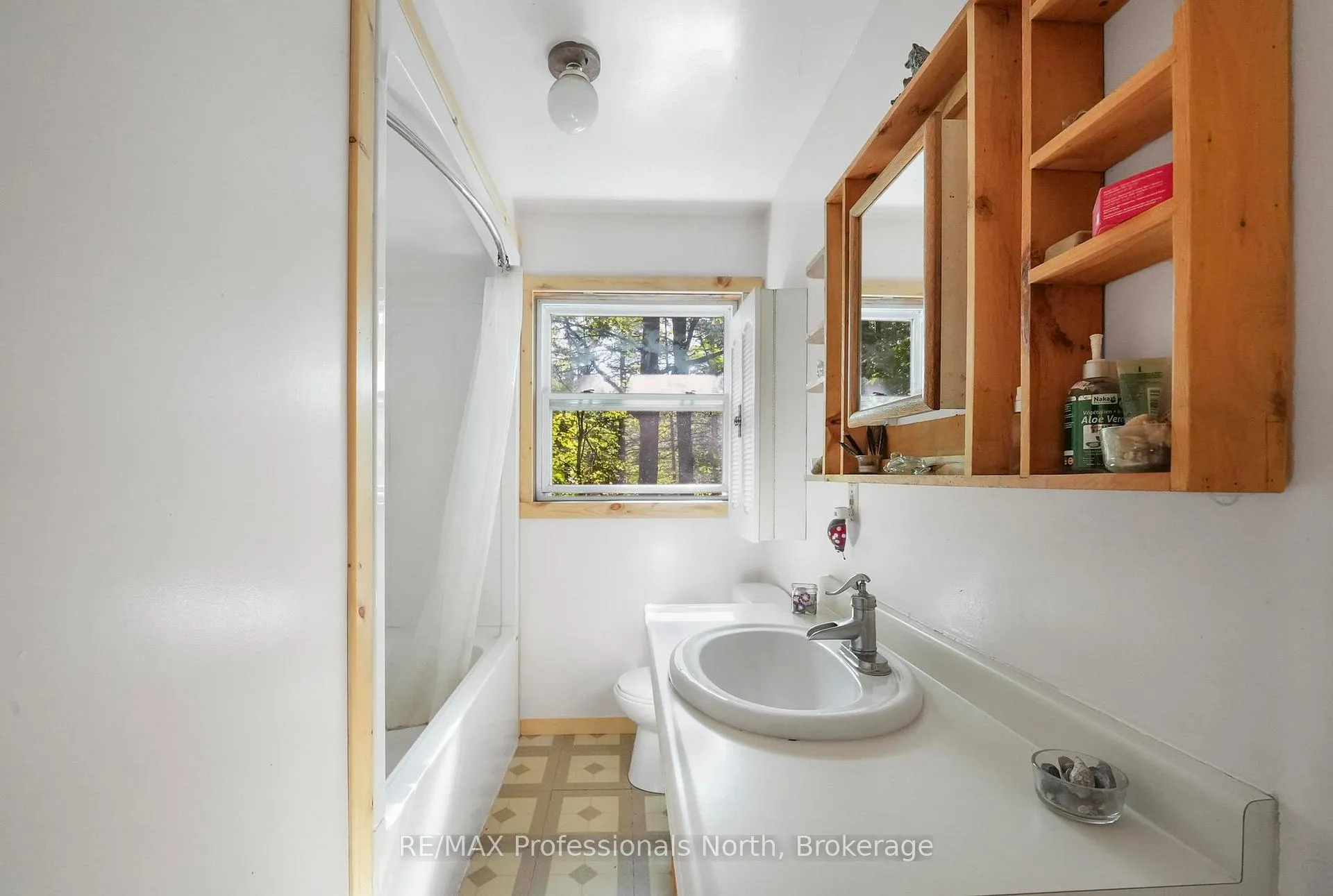 Photo 89 of 1021 Millwoods Road, Algonquin Highlands, Stanhope — HOMEH