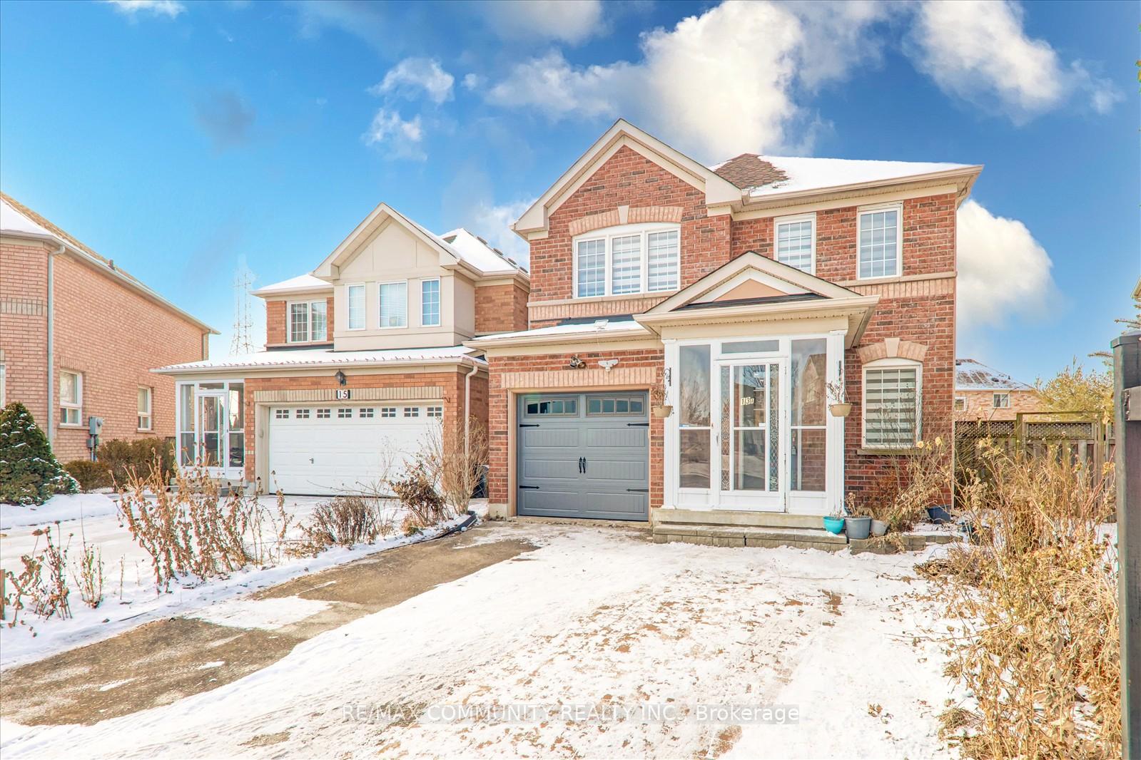 Photo 2 of 13A Canoe Crescent, Scarborough, Rouge — HOMEH