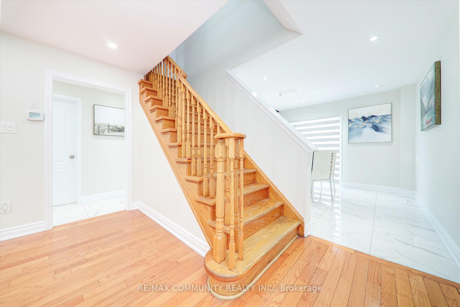 Photo 6 of 13A Canoe Crescent, Scarborough, Rouge — HOMEH