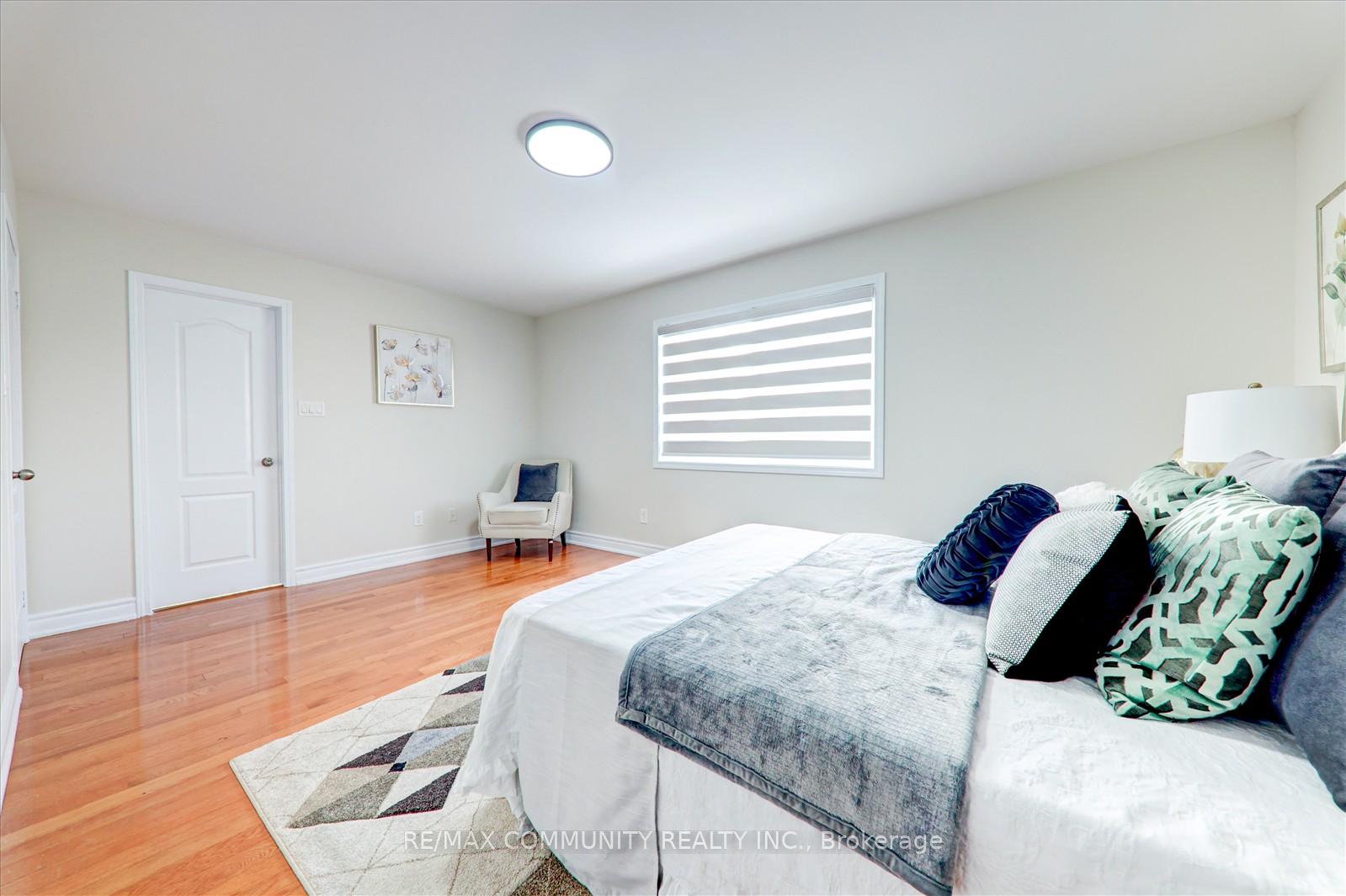 Photo 10 of 13A Canoe Crescent, Scarborough, Rouge — HOMEH