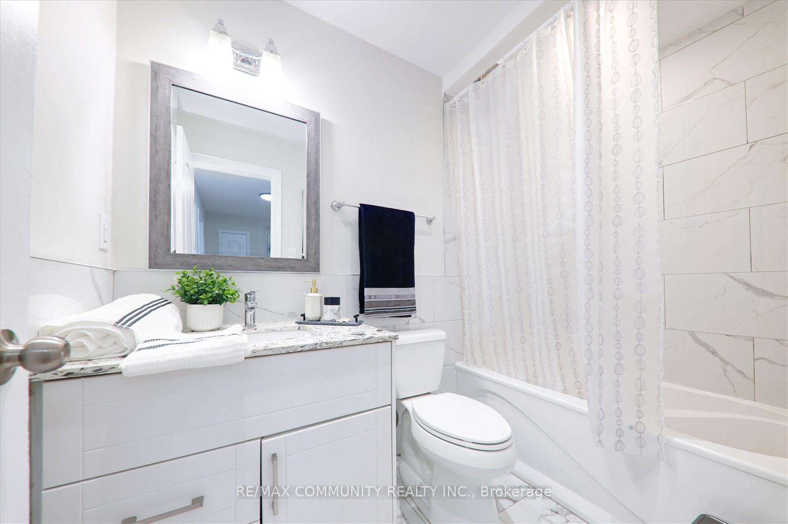 Photo 13 of 13A Canoe Crescent, Scarborough, Rouge — HOMEH