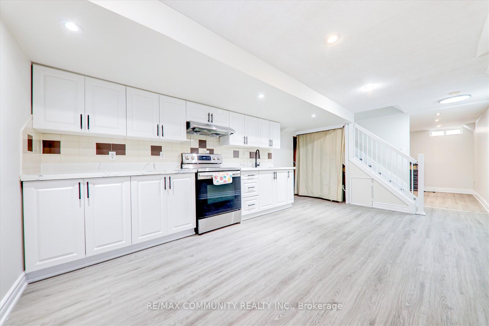 Photo 16 of 13A Canoe Crescent, Scarborough, Rouge — HOMEH