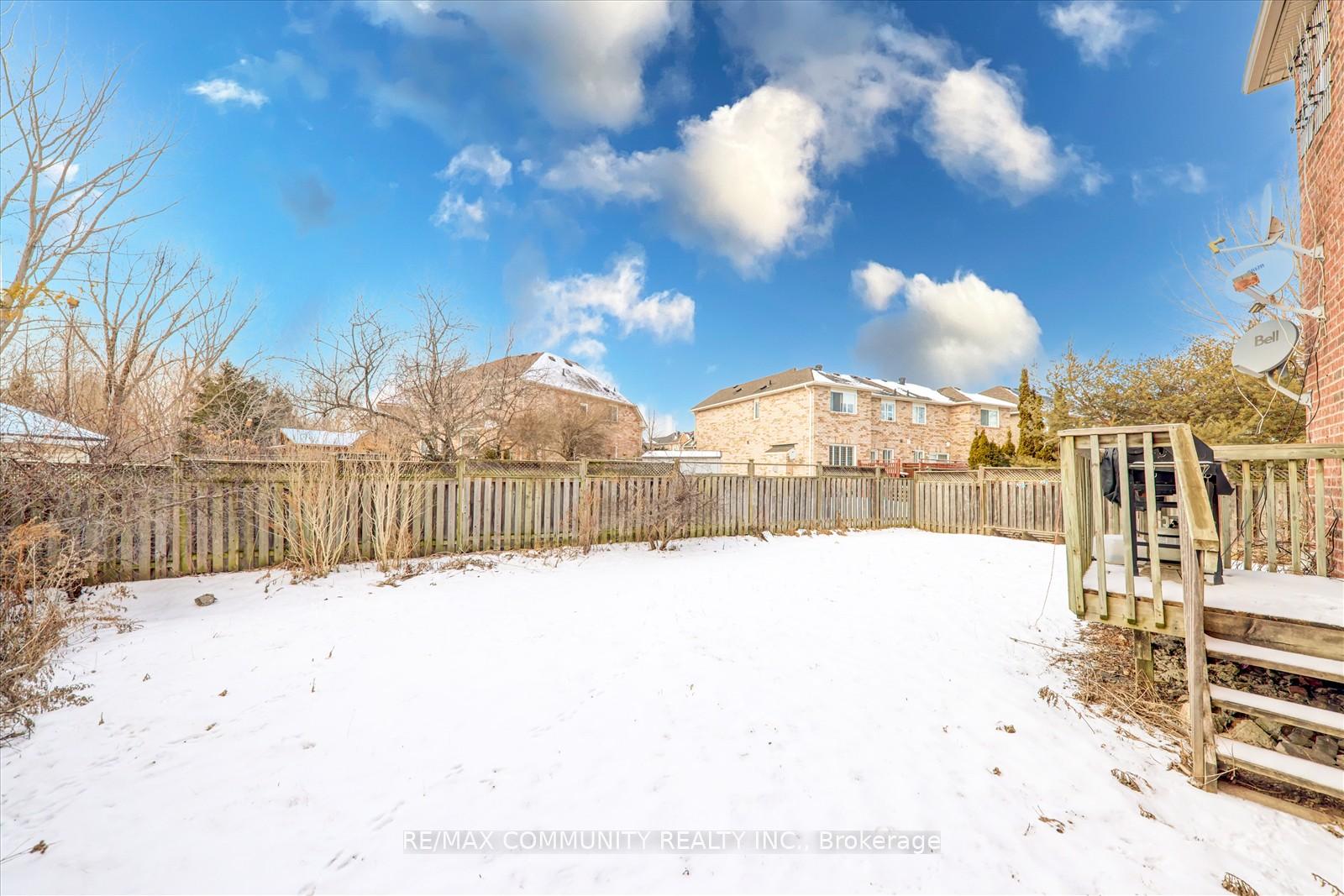 Photo 18 of 13A Canoe Crescent, Scarborough, Rouge — HOMEH