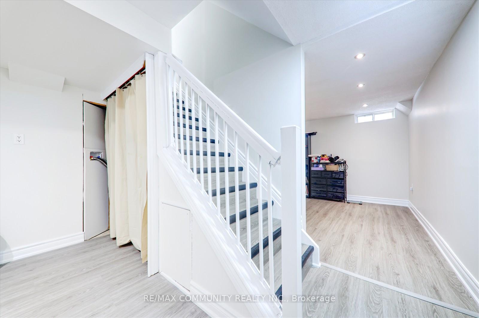 Photo 31 of 13A Canoe Crescent, Scarborough, Rouge — HOMEH