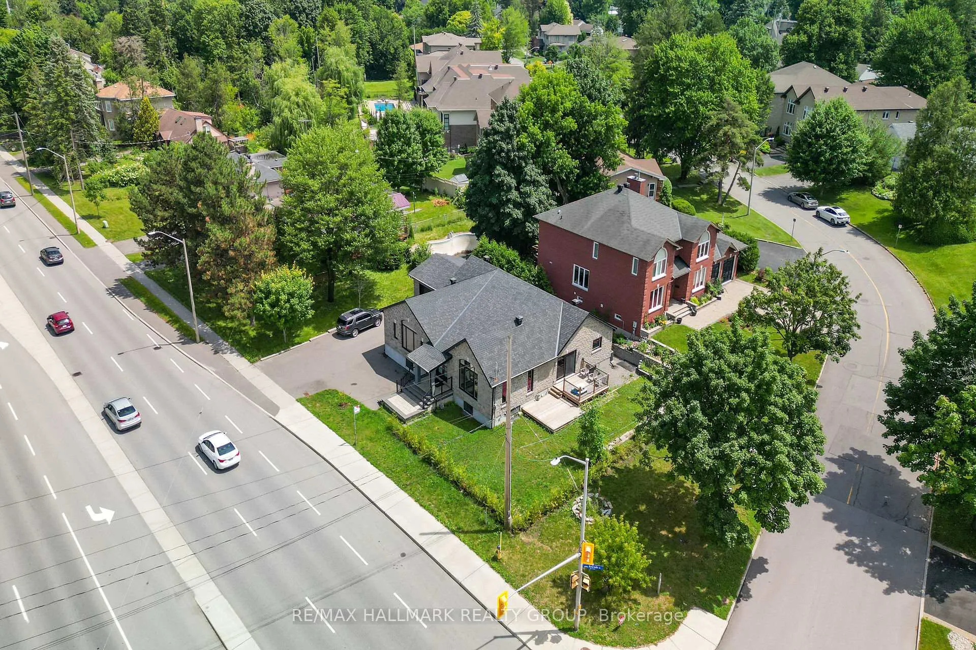 Photo 31 of 3253 Riverside Drive, Ottawa, Mooneys Bay/Revelstoke — HOMEH