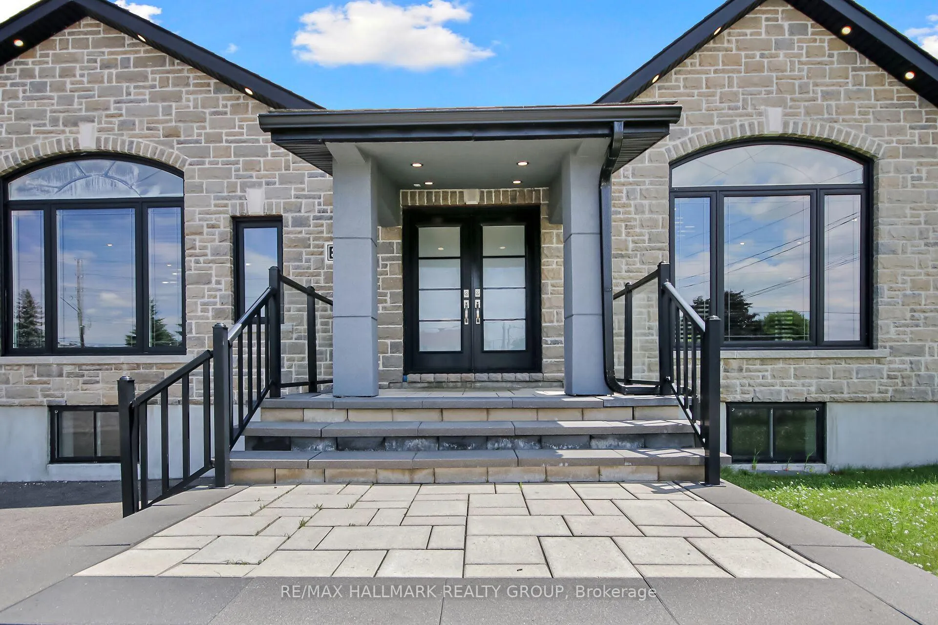 Photo 41 of 3253 Riverside Drive, Ottawa, Mooneys Bay/Revelstoke — HOMEH
