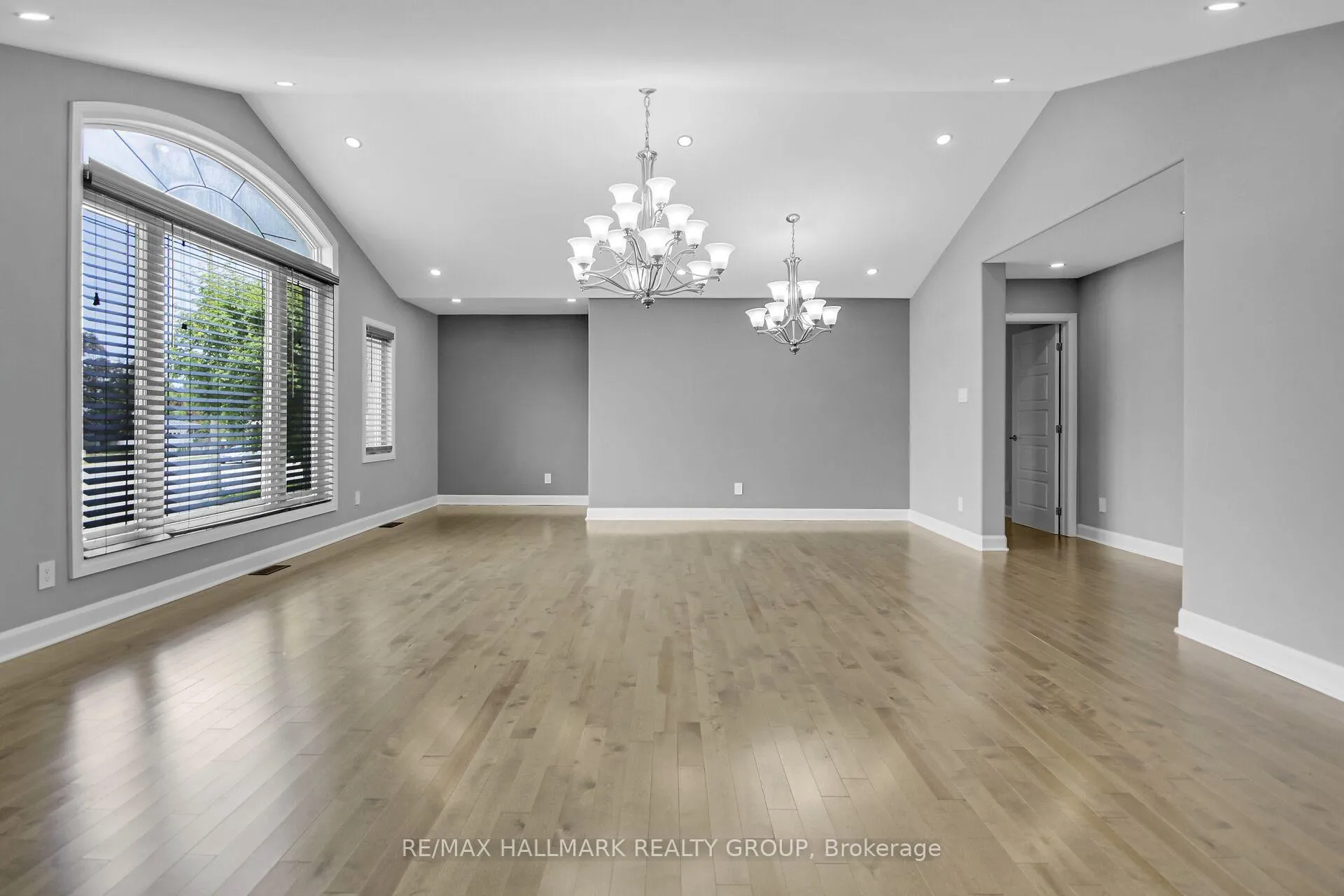 Photo 77 of 3253 Riverside Drive, Ottawa, Mooneys Bay/Revelstoke — HOMEH