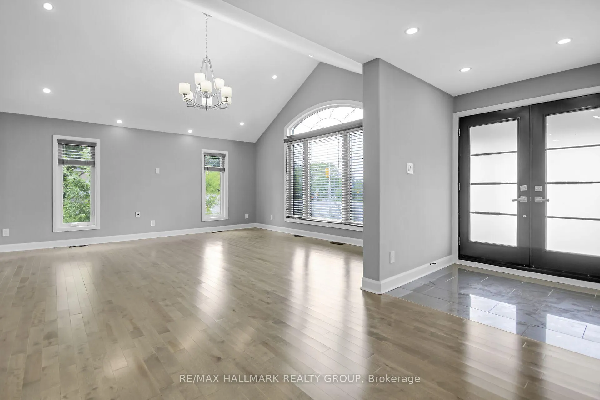 Photo 81 of 3253 Riverside Drive, Ottawa, Mooneys Bay/Revelstoke — HOMEH