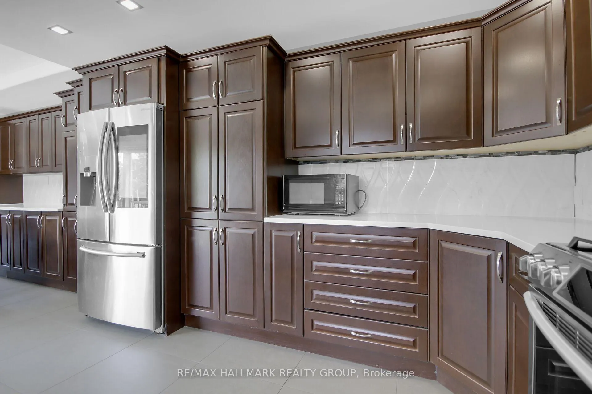 Photo 136 of 3253 Riverside Drive, Ottawa, Mooneys Bay/Revelstoke — HOMEH