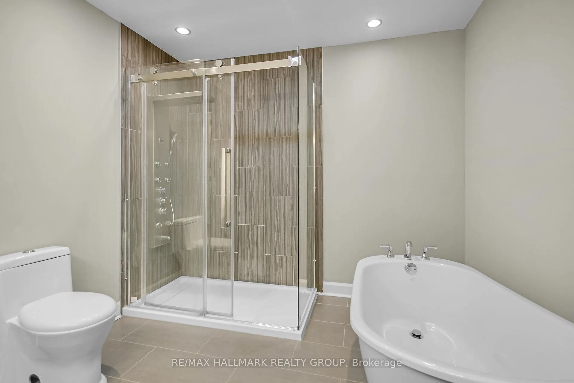 Photo 198 of 3253 Riverside Drive, Ottawa, Mooneys Bay/Revelstoke — HOMEH