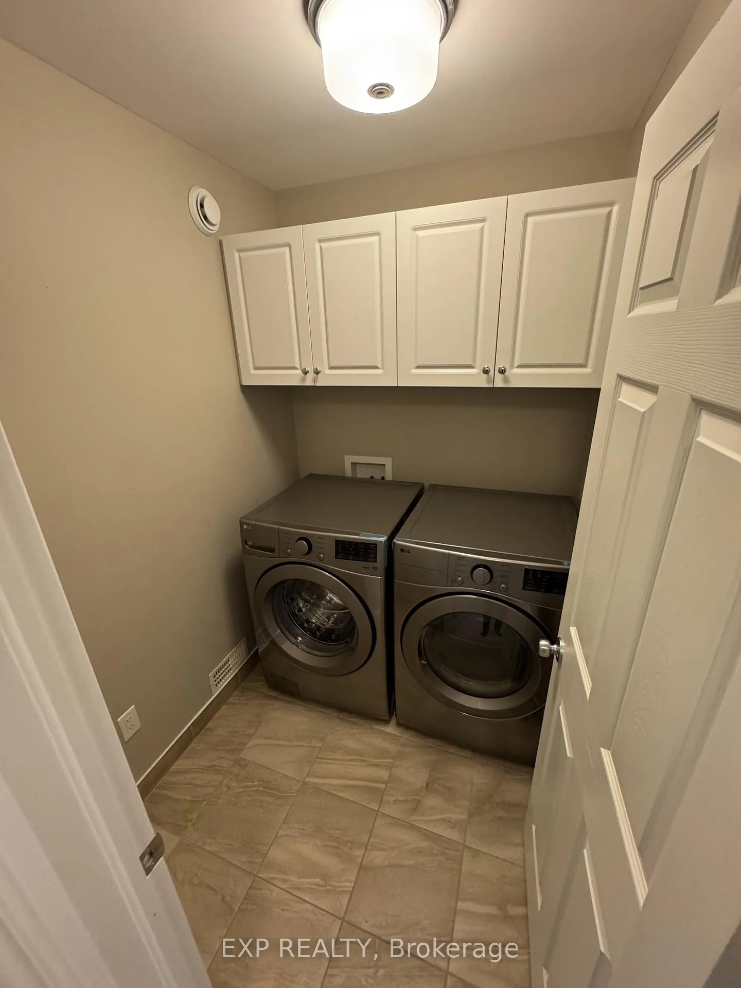 Photo 25 of 231 Brambling Way, Ottawa, Barrhaven - Half Moon Bay — HOMEH