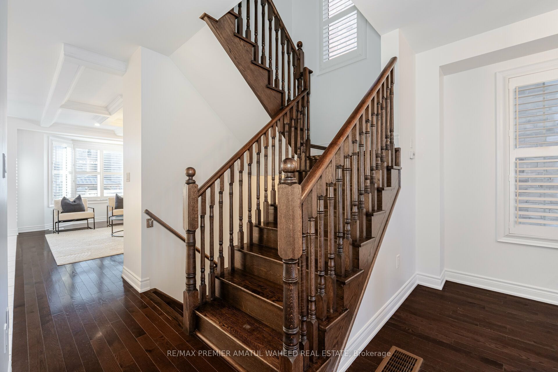 Photo 59 of 101 Algoma Drive, Vaughan, Kleinburg — HOMEH