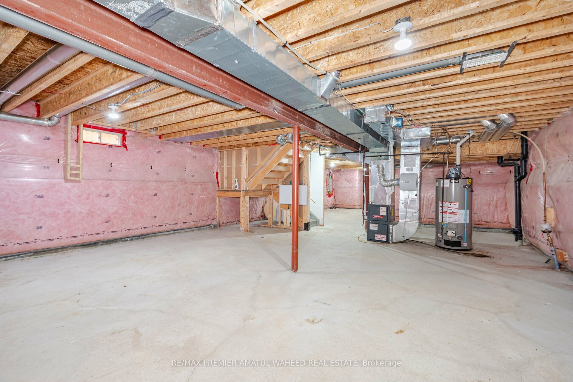 Photo 74 of 101 Algoma Drive, Vaughan, Kleinburg — HOMEH