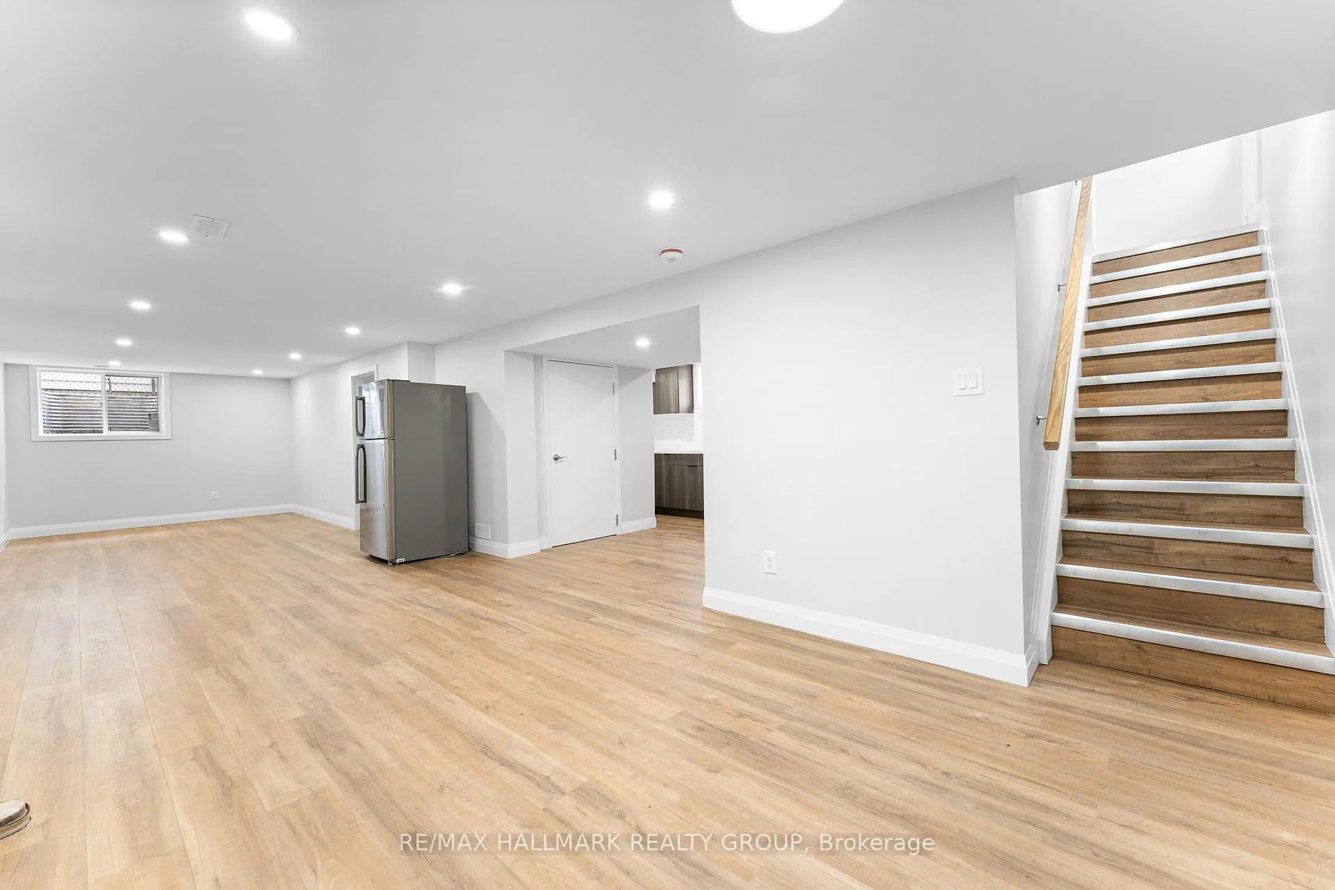 Photo 29 of Unit B, 2156 Fillmore Crescent, Ottawa, Beacon Hill North — HOMEH