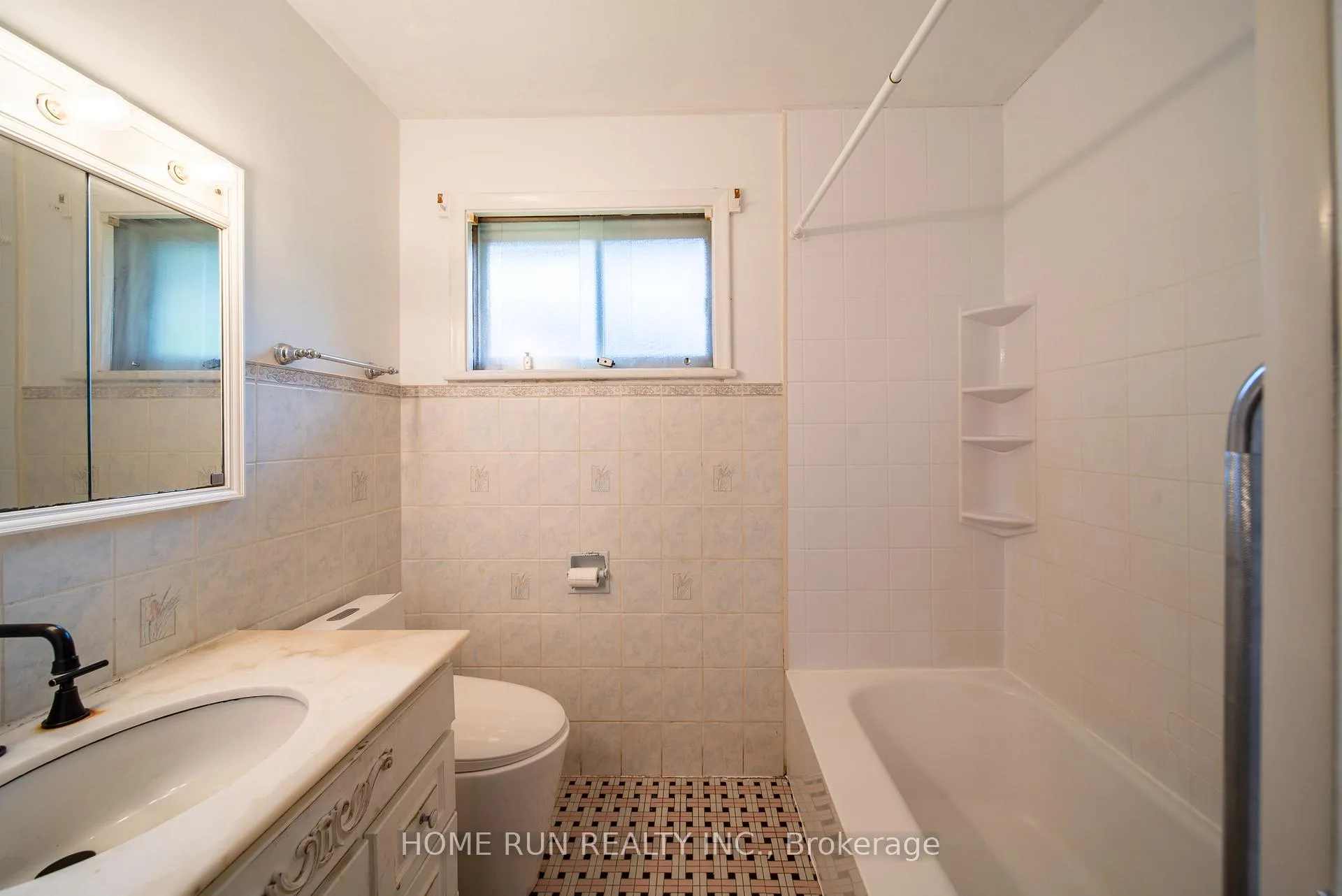 Photo 94 of 533 Browning Avenue, Ottawa, Riverview Park — HOMEH