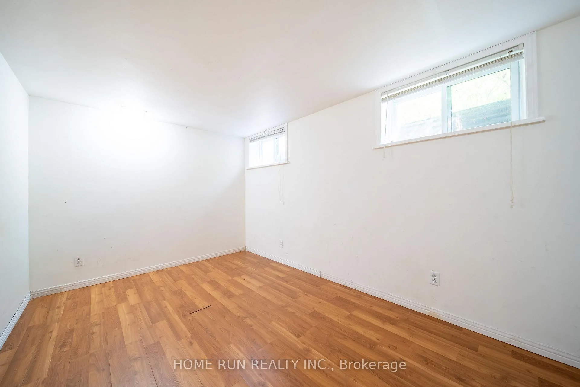 Photo 172 of 533 Browning Avenue, Ottawa, Riverview Park — HOMEH