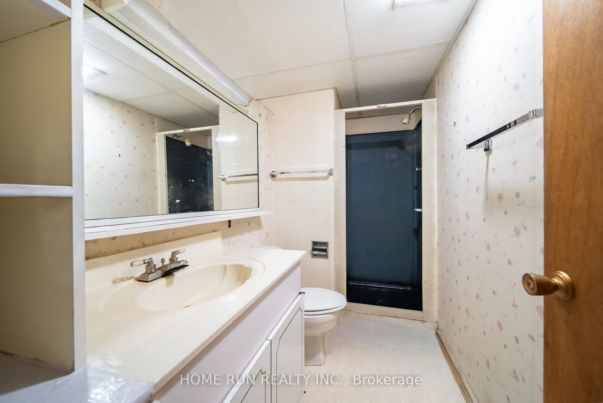 Photo 182 of 533 Browning Avenue, Ottawa, Riverview Park — HOMEH