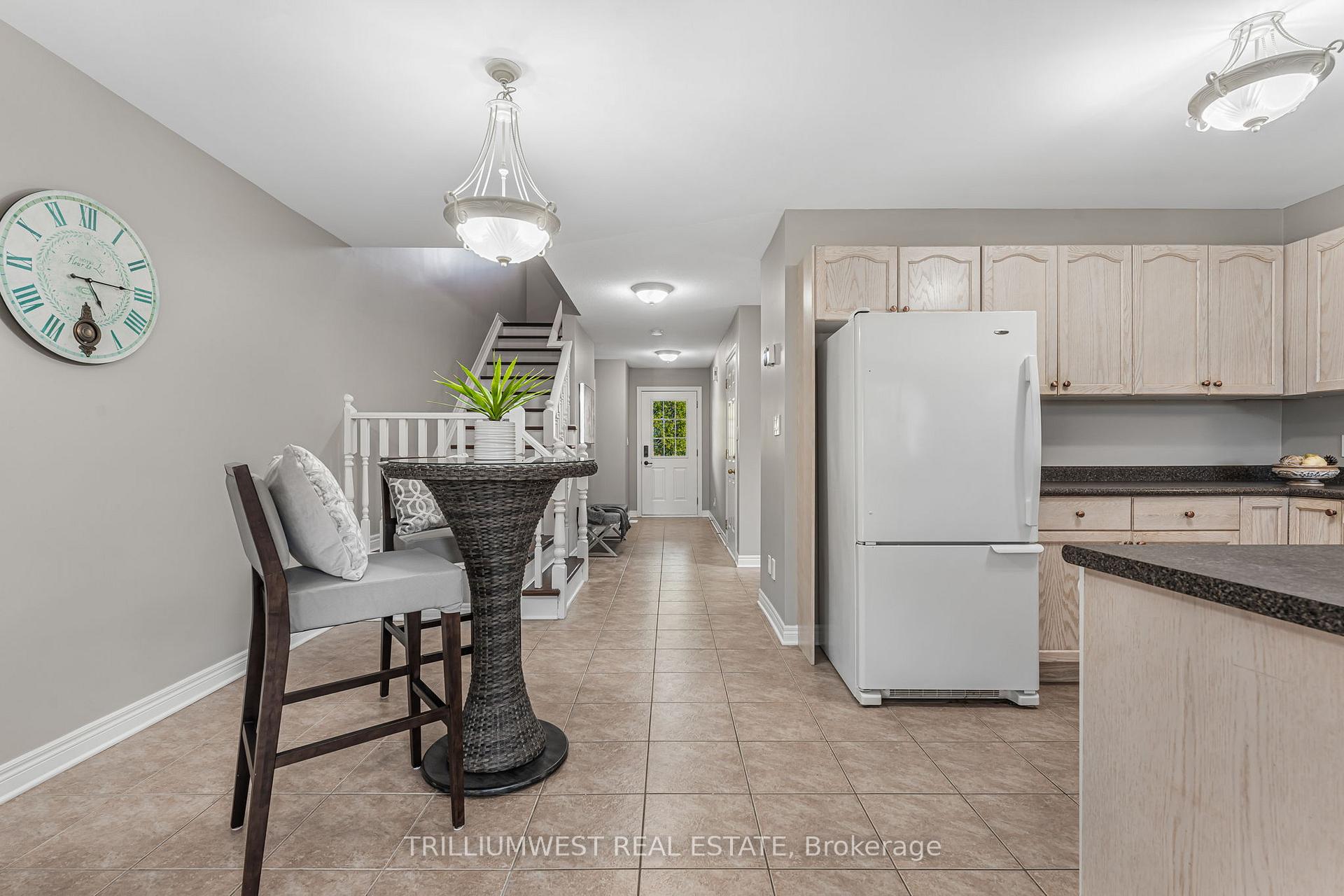 Photo 8 of 23 Natalie Court E, Thorold, Confederation Heights — HOMEH
