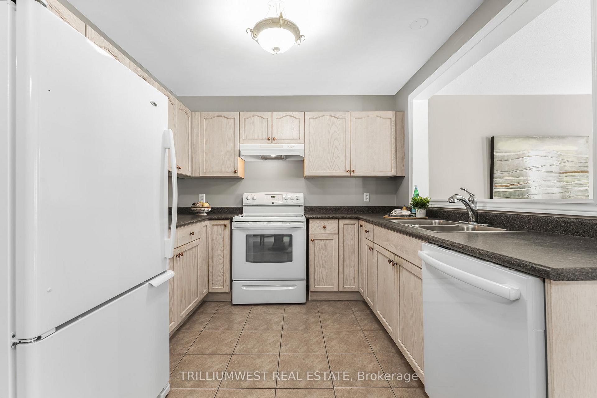 Photo 9 of 23 Natalie Court E, Thorold, Confederation Heights — HOMEH