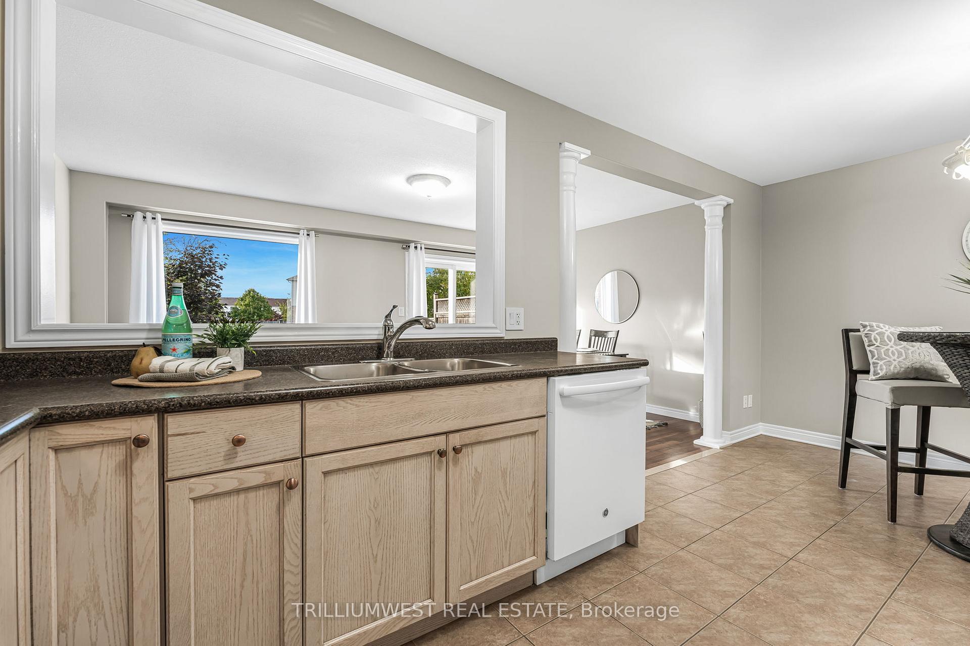 Photo 11 of 23 Natalie Court E, Thorold, Confederation Heights — HOMEH