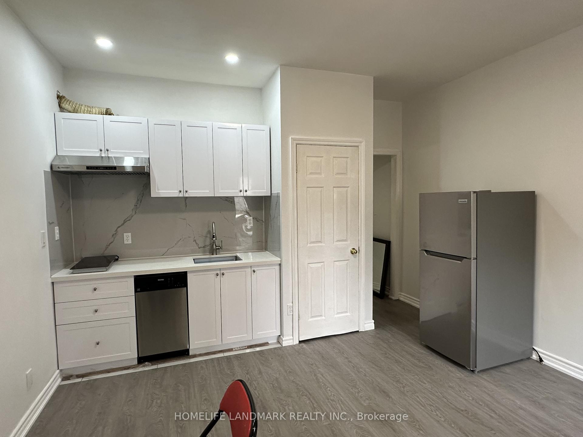 Photo 2 of Unit unit 4, 1244 College Street, Toronto, Dufferin Grove — HOMEH